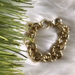 •JCrew Gold rings textured bracelet